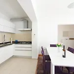 Апартаменти Noa *